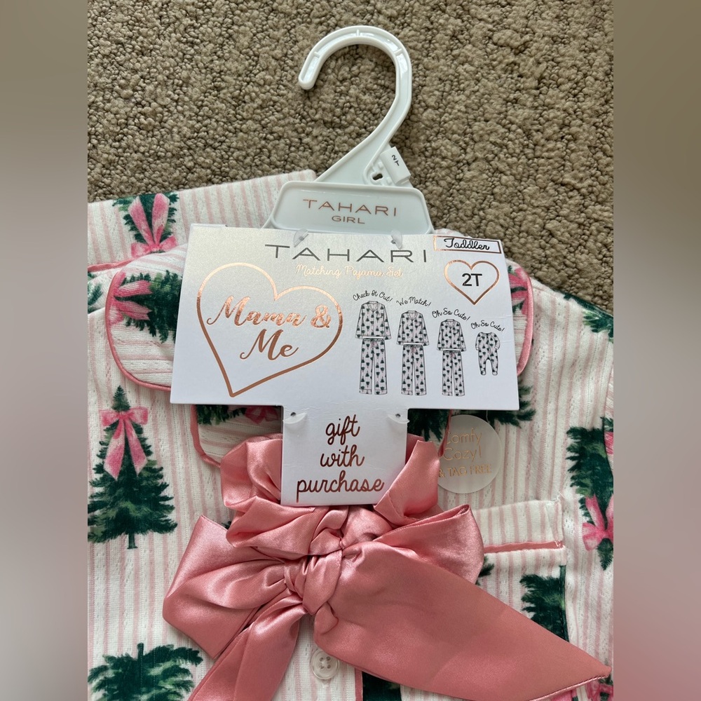 Tahari Christmas Tree Bow Pointelle Mama & Me Kids Toddler Pajama Set NWT Viral - Picture 8 of 9